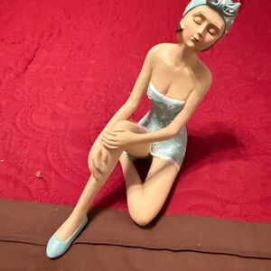 Beach figurine decor